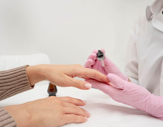 Показания и противопоказания к лазерной биоревитализации рук