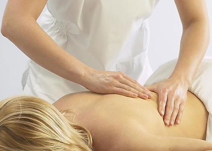 От какой болезни делают массаж спины